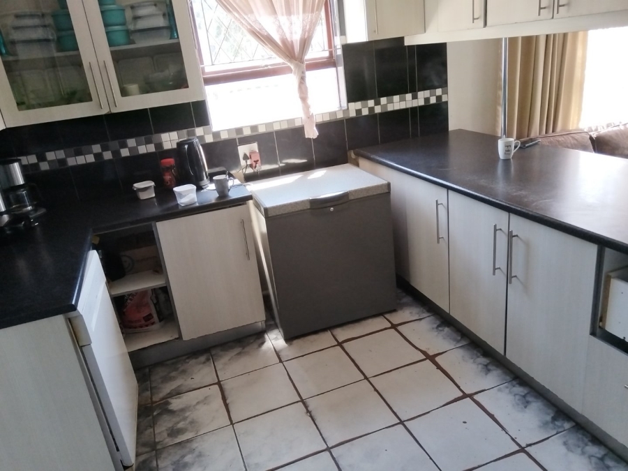 2 Bedroom Property for Sale in Forest Village Western Cape